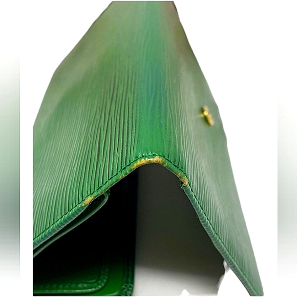 LOUIS VUITTON AUTHENTIC GREEN EPI LEATHER WALLET EUC - Picture 13 of 14